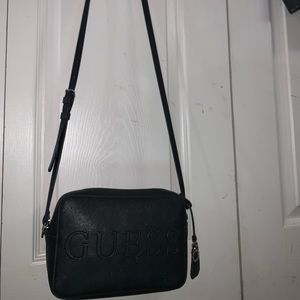 Guess Bags - Black guess crossbody bag Guess Bags - Black guess crossbody bag